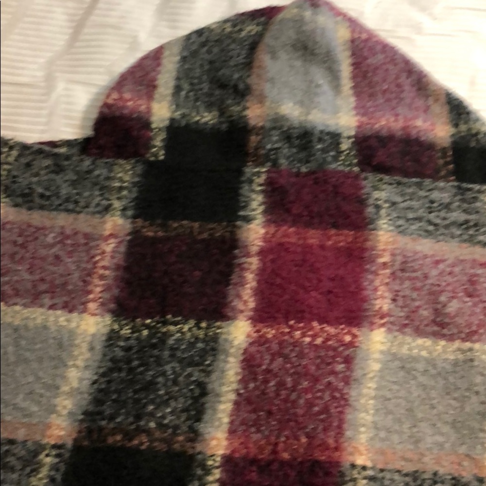 Wrap/scarf - Picture 4 of 4